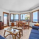 Apartment Home2book Stunning Ocean View, *