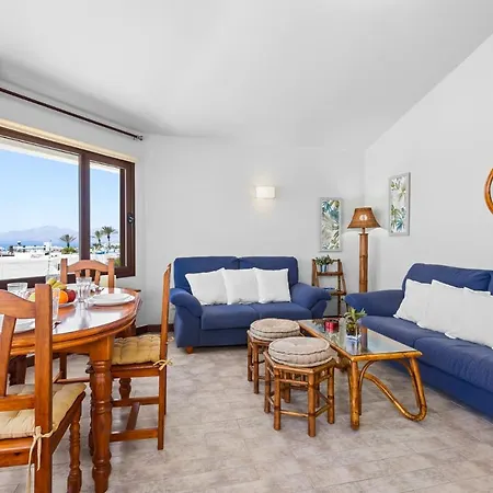 Apartment Home2book Stunning Ocean View,